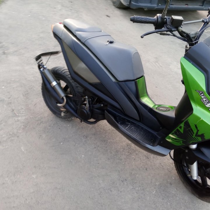 скутер BENELLI  Arrow 50