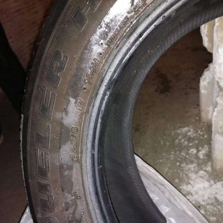 Летния резина 225/65 R17 BRIDGESTONE