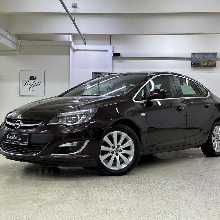 Opel Astra, 2014