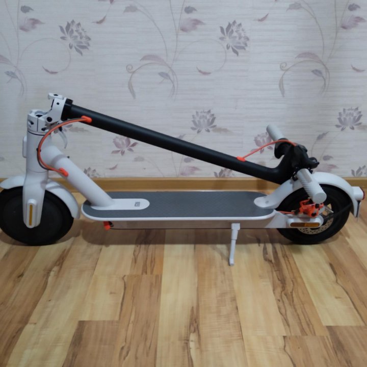 Электросамокат Xiaomi Mi Electric Scooter 3 серый