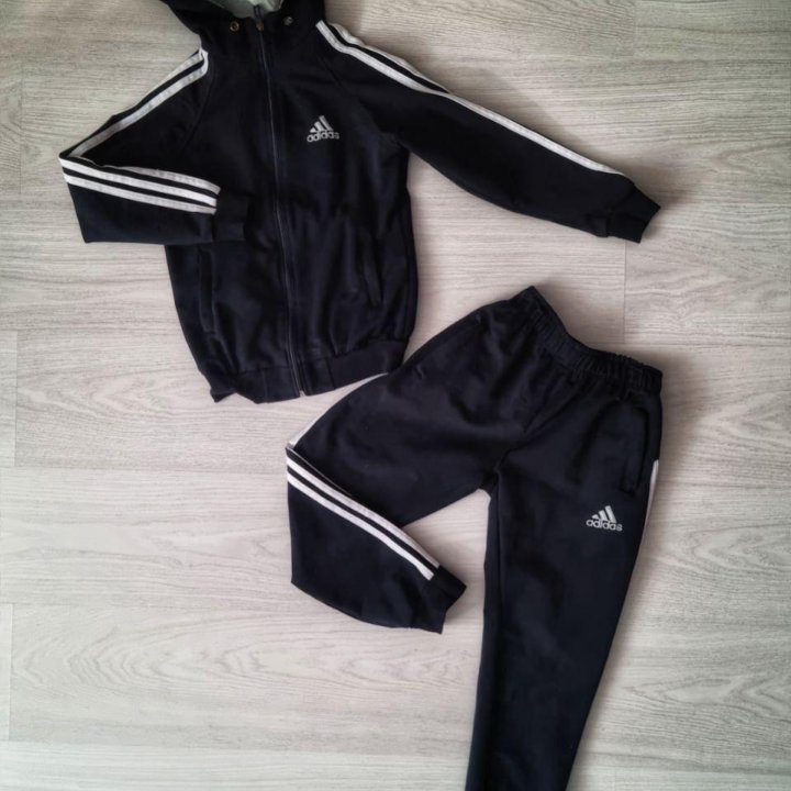 Костюм Adidas