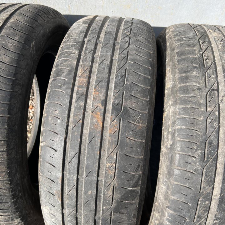 Резина 215/60 R16