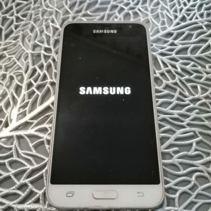 Samsung Galaxy J3