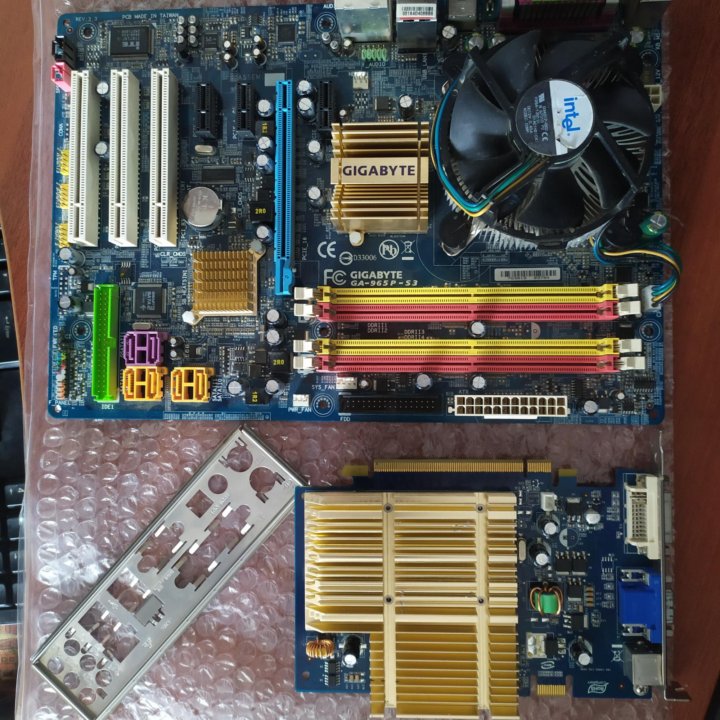 GA-965P-S3 + Intel E6600 + Nvidia 7600GS