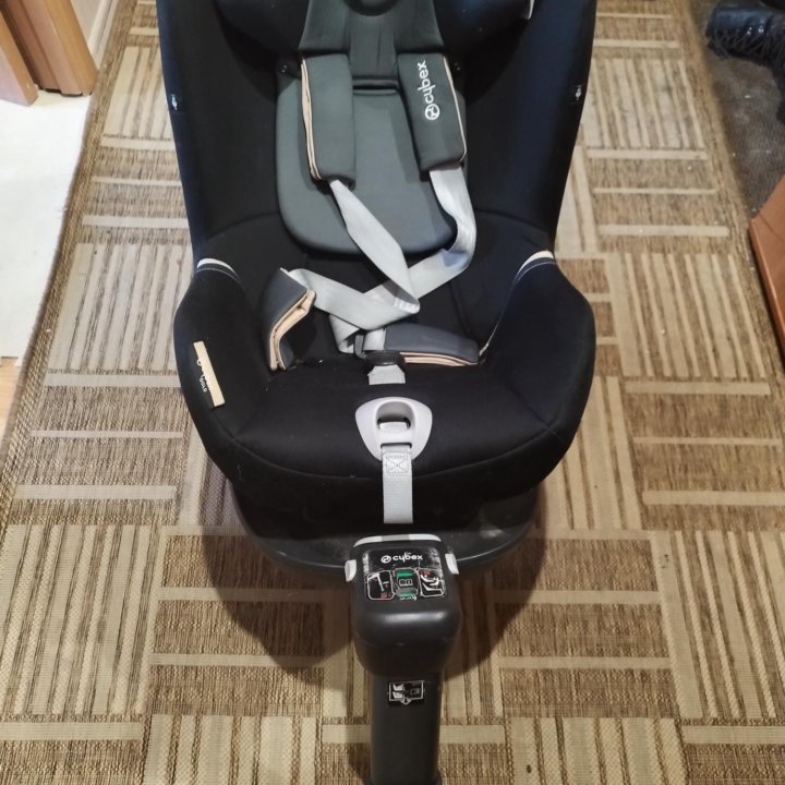 Детское автокресло Cybex sirona m2