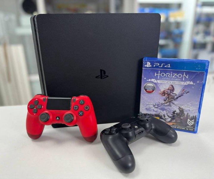 PlayStation 4 Slim+ 2 геймпада + Horizon