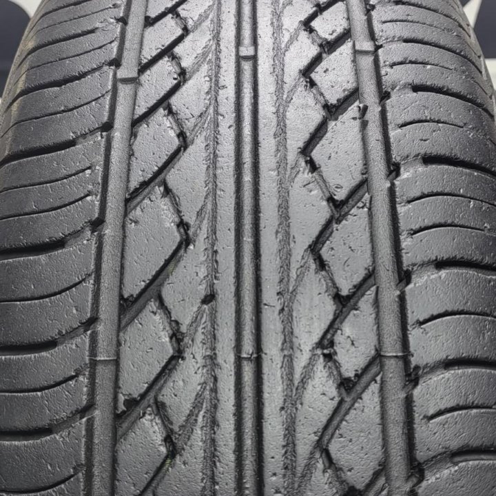 215/65R16 98H Hankook Optimo K406 одна