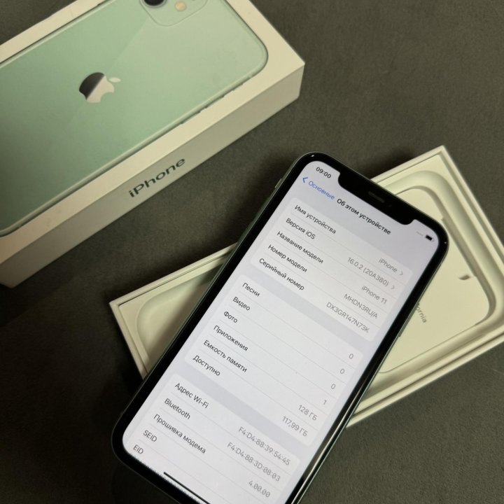 Продам iPhone 11 128Gb Green РСТ