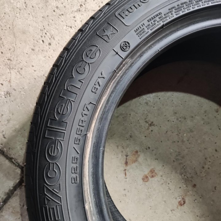 GOODYEAR 225/55 R17 лето 1шт