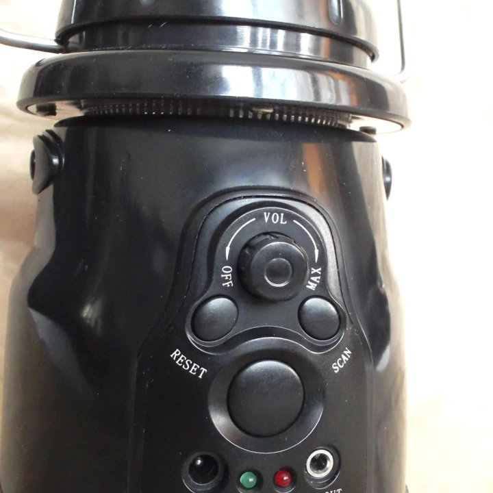 Новый электродинамический фонарь-радио 487