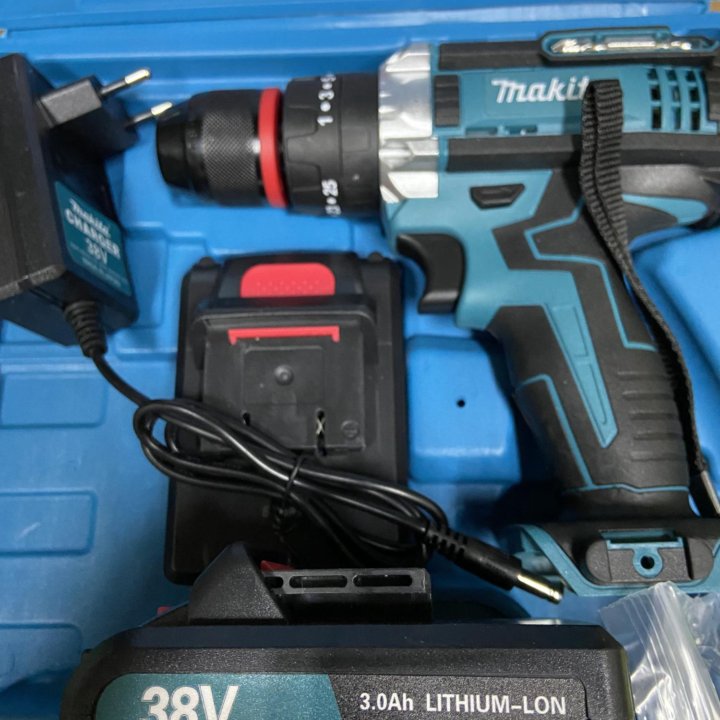 Шуруповерт Makita 38v Ударный новый!