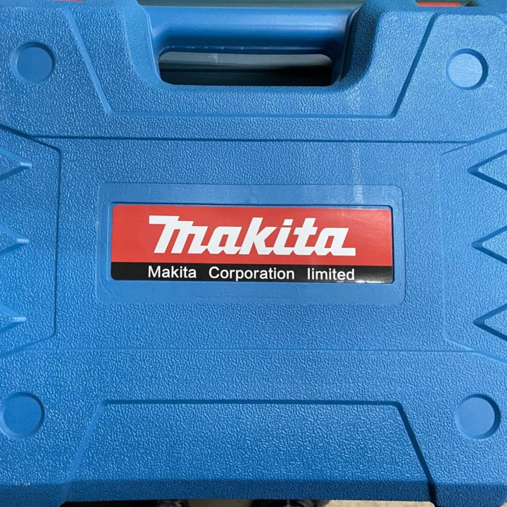 Шуруповерт Makita 38v Ударный новый!