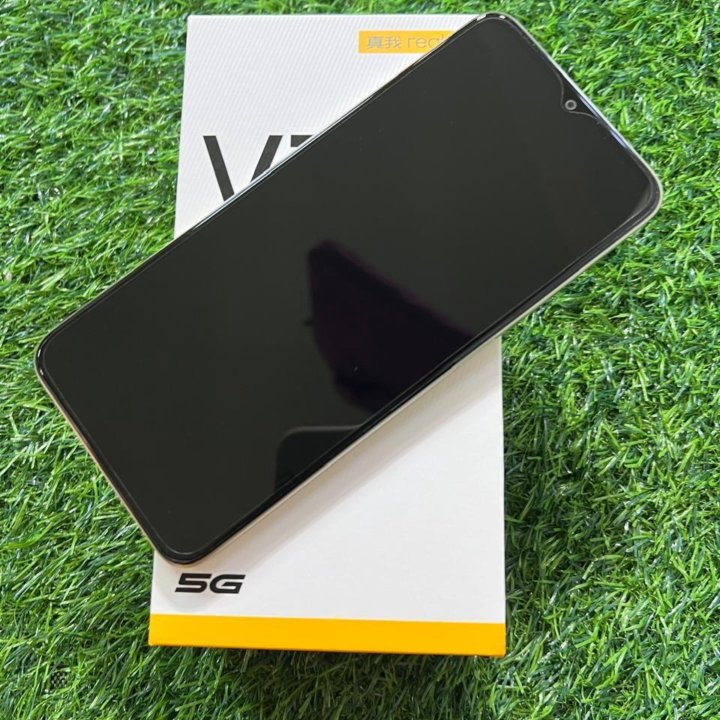 Realme V30 5G - 6/128Gb 5000mAh 6.52