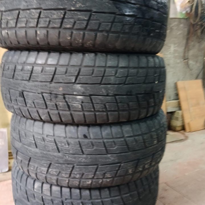 Yokohama Bluearth ES32 265/60 R18