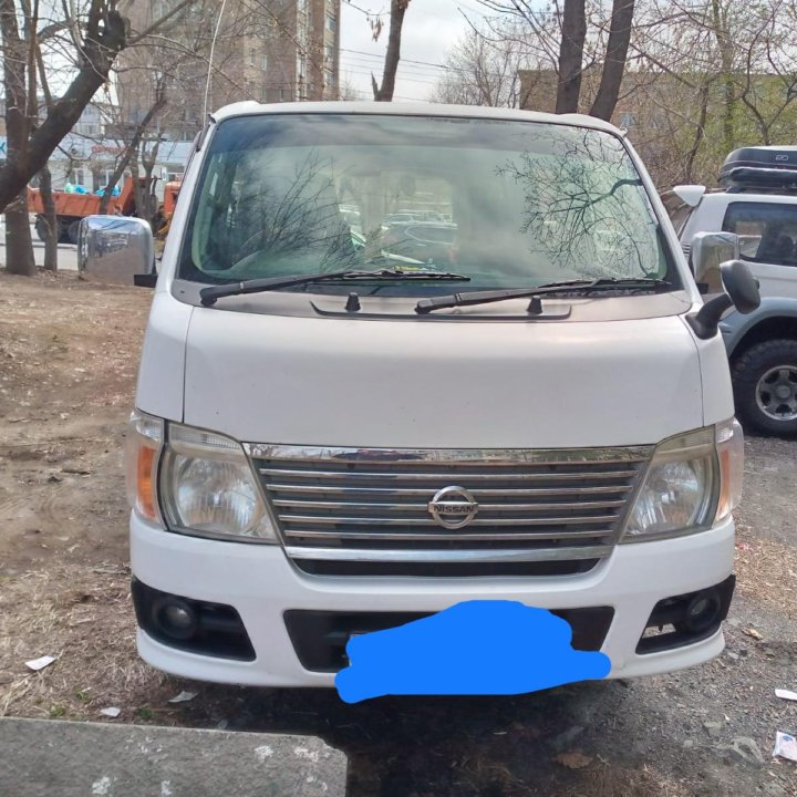 Nissan Caravan, 2003