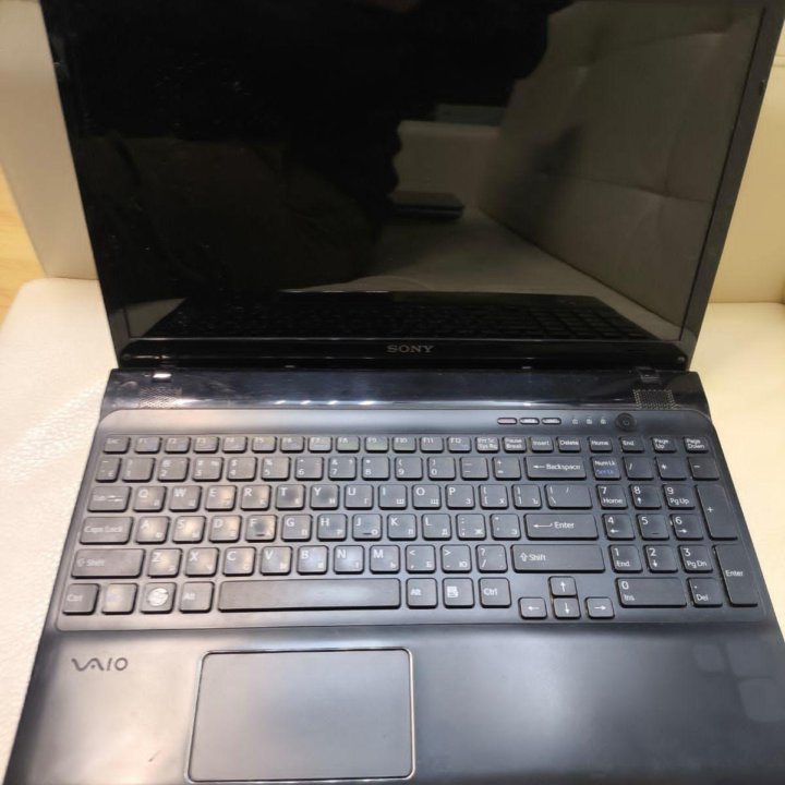 SONY VAIO SVE1511c1RB, Япония INTEL CORE B970/4gb