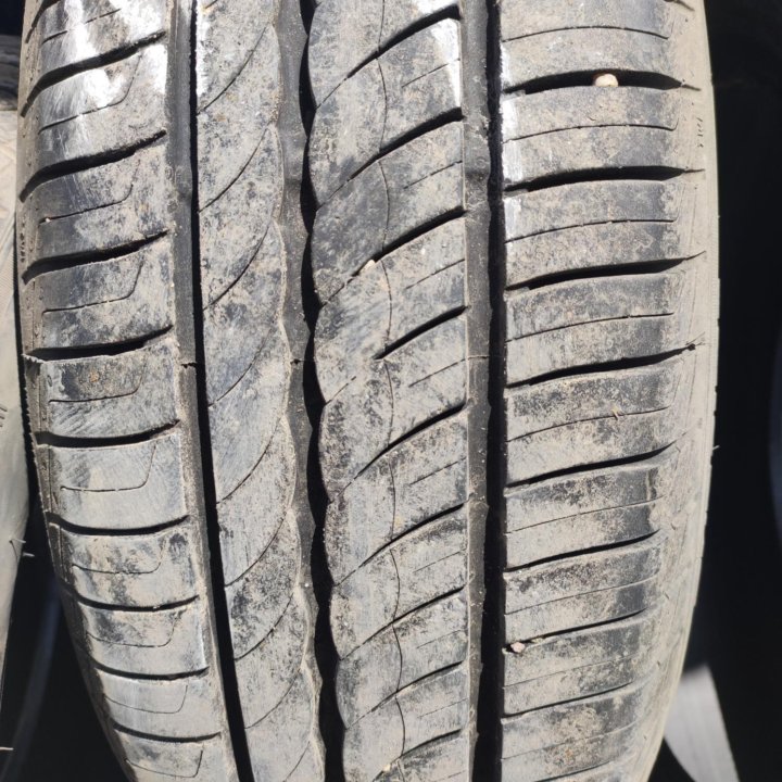 PIRELLI P1 185/60/15 ЛЕТО 4 ШТ.