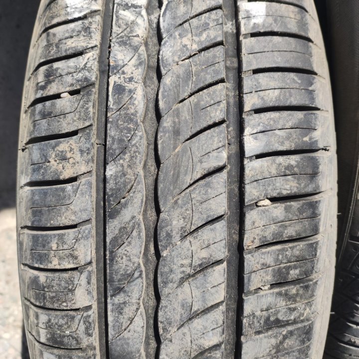 PIRELLI P1 185/60/15 ЛЕТО 4 ШТ.