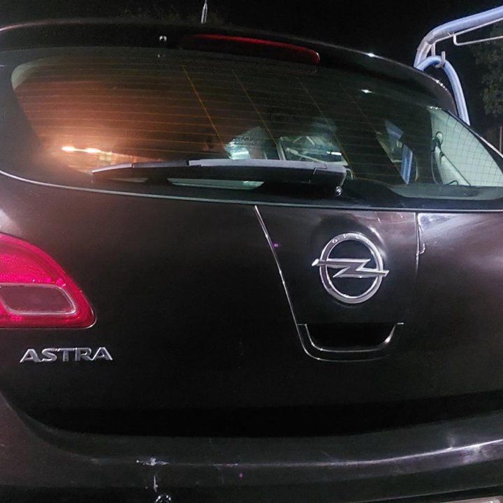 Opel Astra, 2013