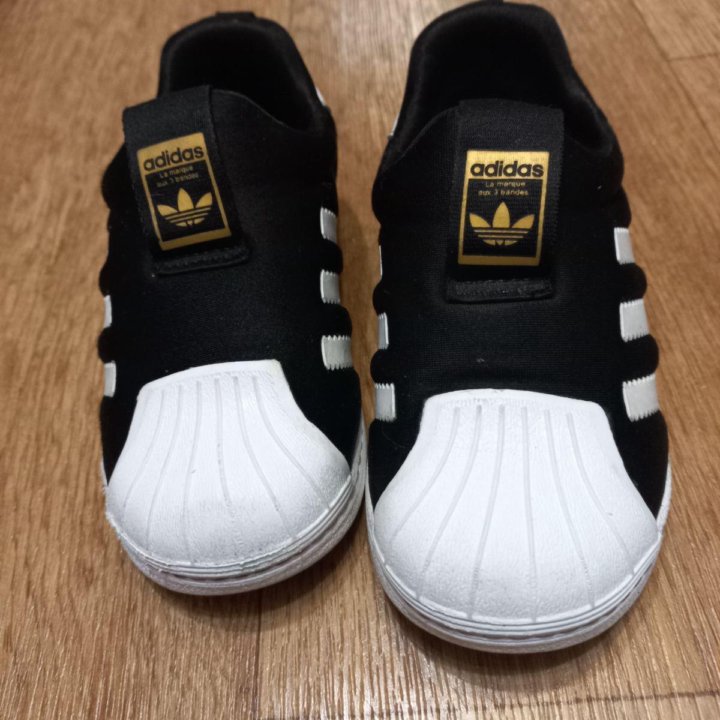 Кроссовки Adidas Originals детские (опигинал)