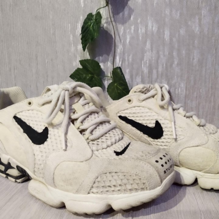 кросовки Nike