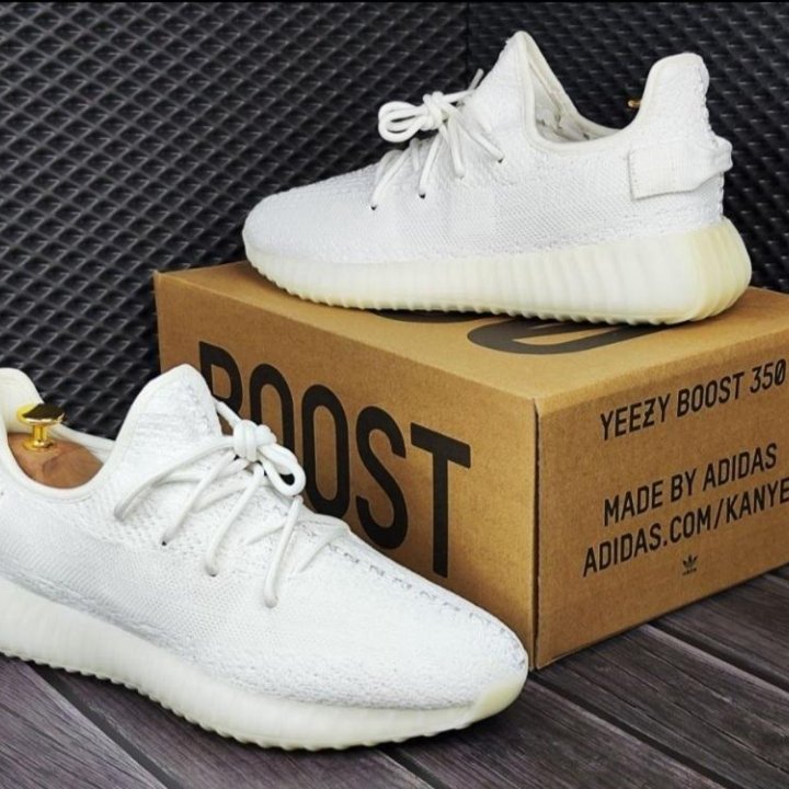 Кроссовки Adidas Yeezy Boost 350