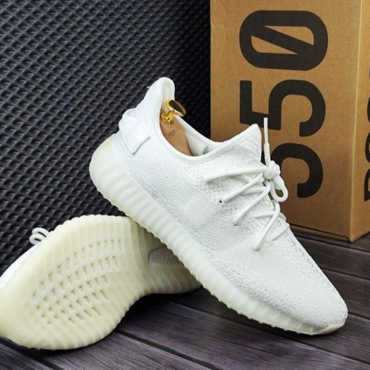 Кроссовки Adidas Yeezy Boost 350