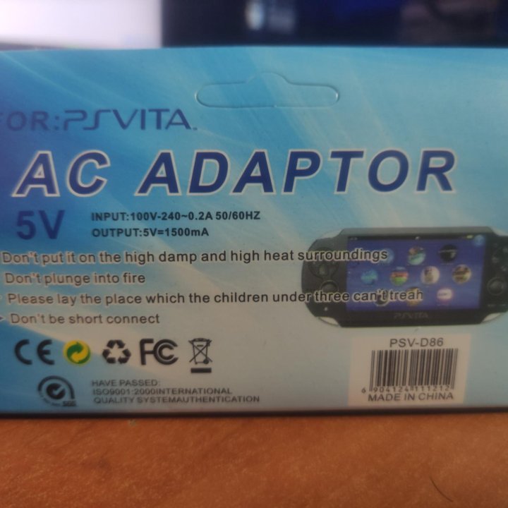 PS Vita зарядное устройство