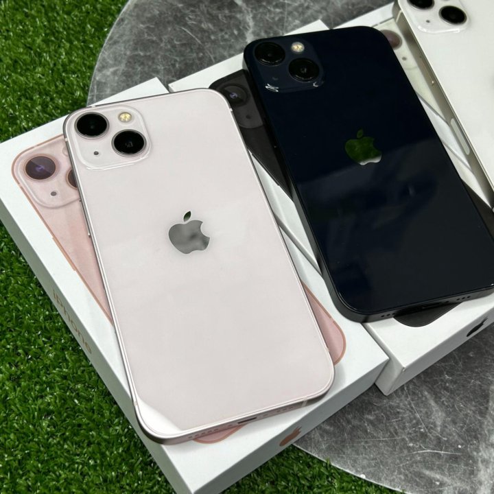 Apple iPhone 13 128Gb В отличном состоянии