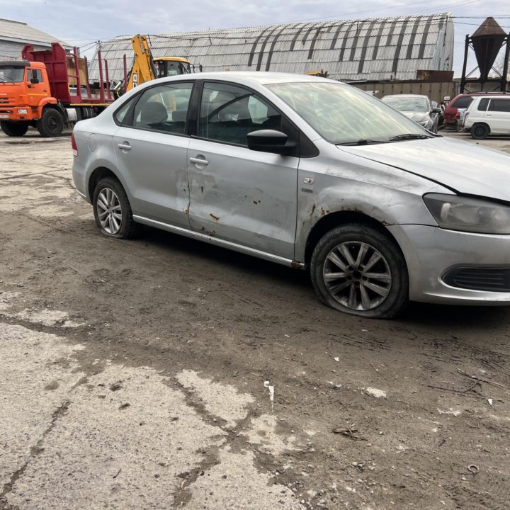 Volkswagen polo запчасти