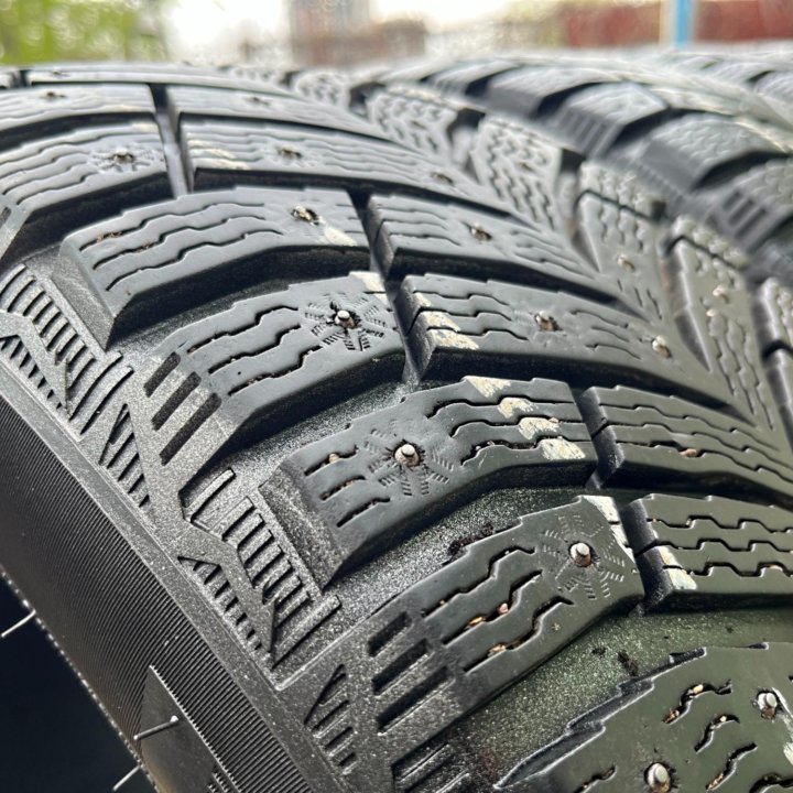 Зима Michelin X-Ice North 4 205/55 R16 94T