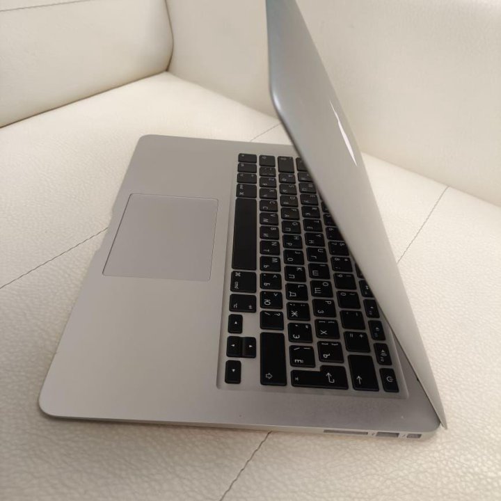 MacBook Air 13 2014 95 циклов, CORE I5 1.4ghz х4/4