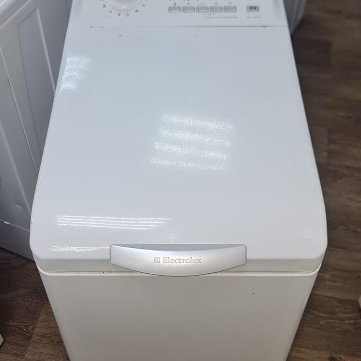 Стиральная машина Electrolux EWT 13420 W