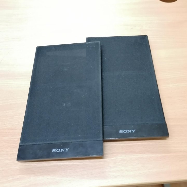 Передняя панель аудио колонки SONY.