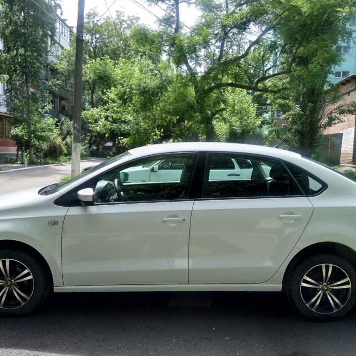 Volkswagen Polo, 2013