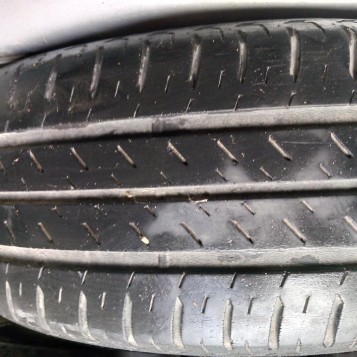 Комплект Bridgestone 185/60 R14