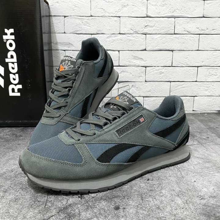 Кроссовки Reebok classic