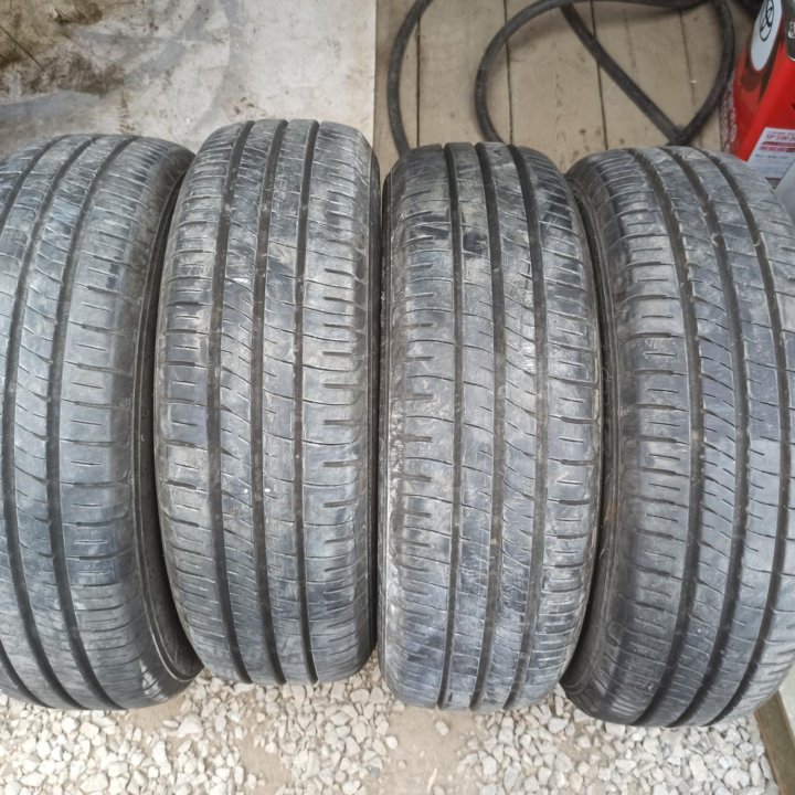 Летние шины Dunlop 175/65 14