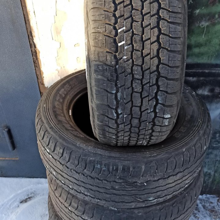 285/60R18, DUNLOP GRSNTREK AT22 .