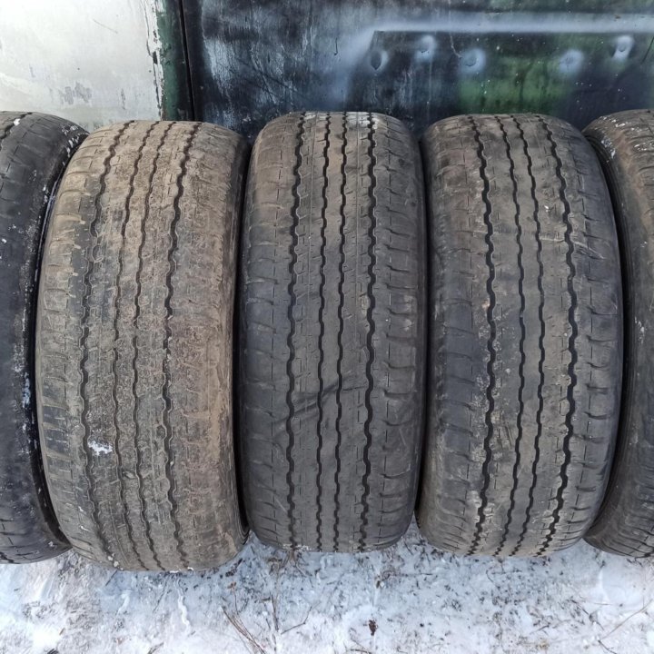 285/60R18, DUNLOP GRSNTREK AT22 .