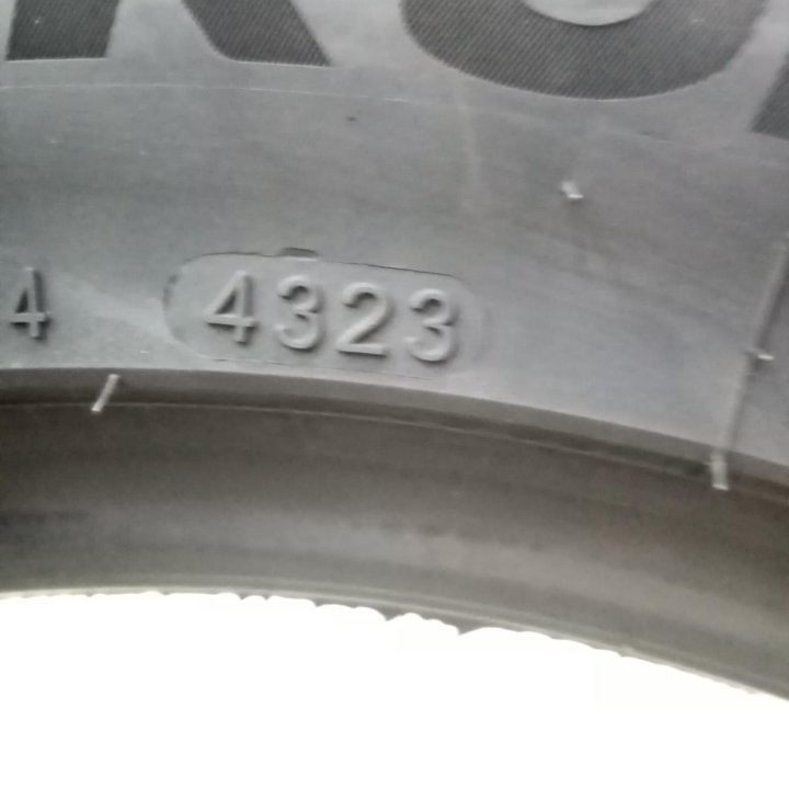 215/55R16 compasal Blazer uhp ll