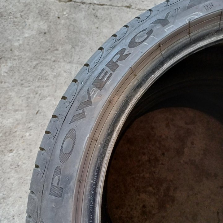 Pirelli 225/40/18, 2шт