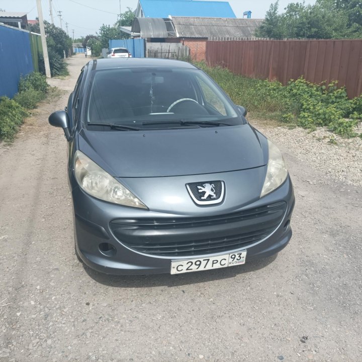 Peugeot 207, 2008