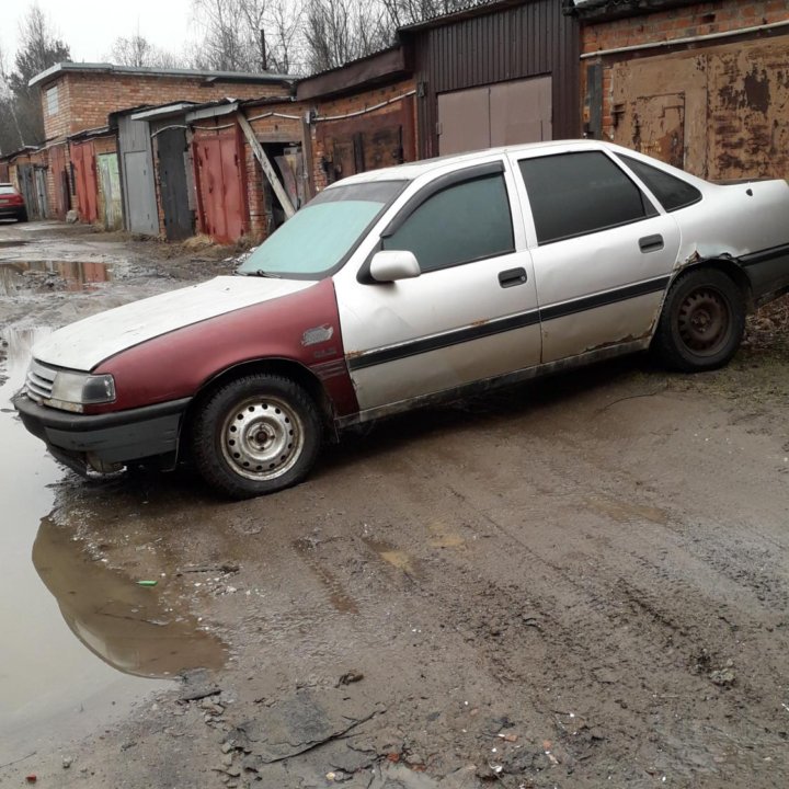 Opel Vectra, 1990