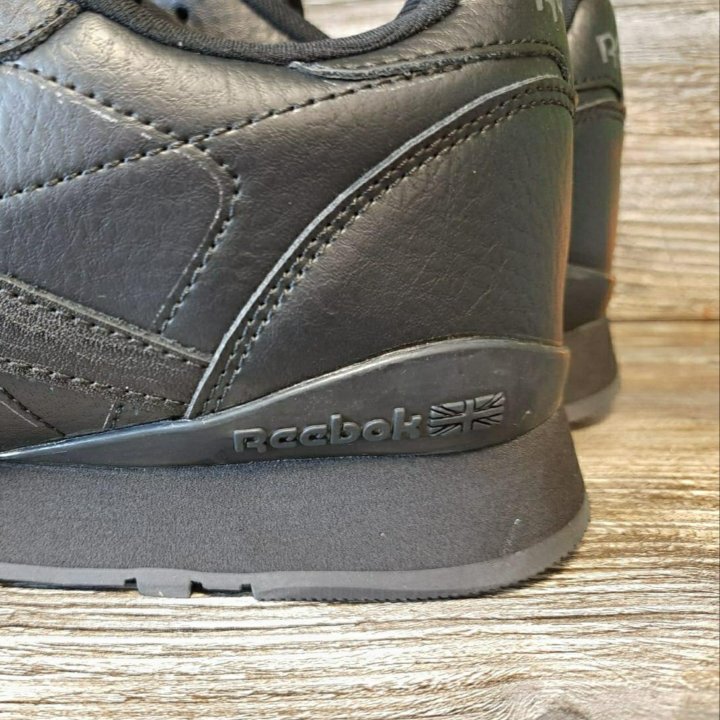 Кроссовки Reebok натуральная кожа артикул 151