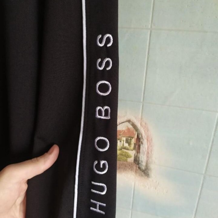 Олимпийка Hugo Boss 44,46 размер