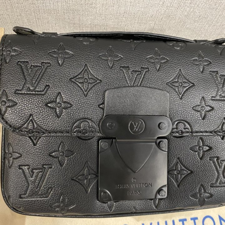 Сумка Louis Vuitton