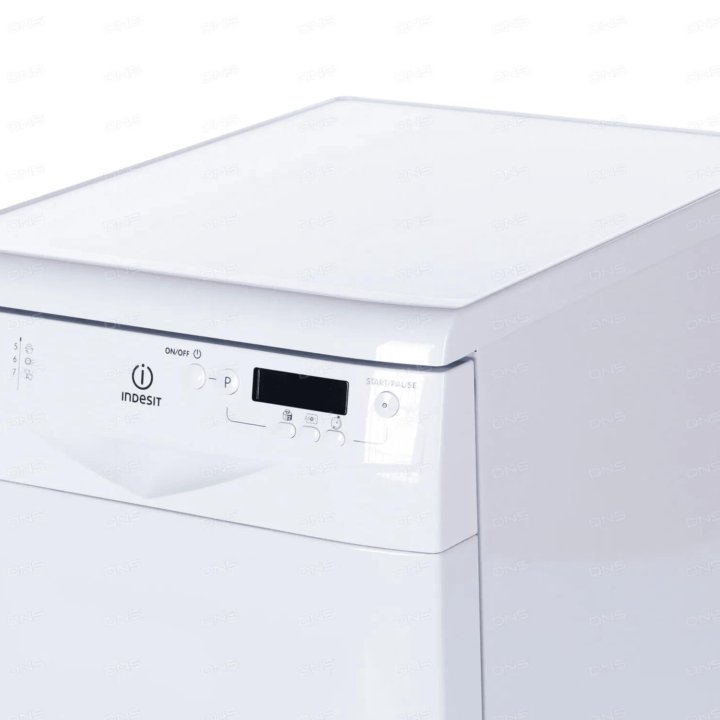 Посудомоечная машина Indesit DSG 5737