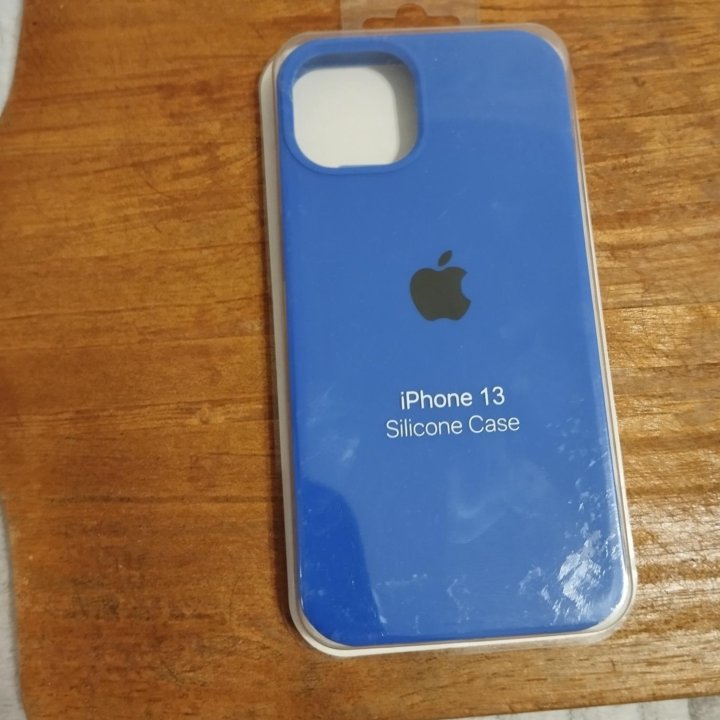 Чехол силиконовый на iPhone 13/14