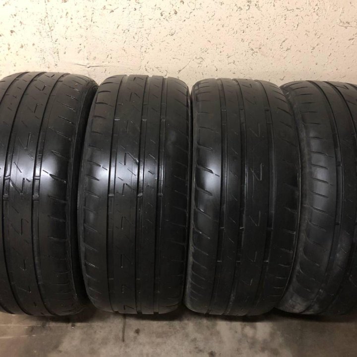 Шины Bridgestone 215/50R17; летние